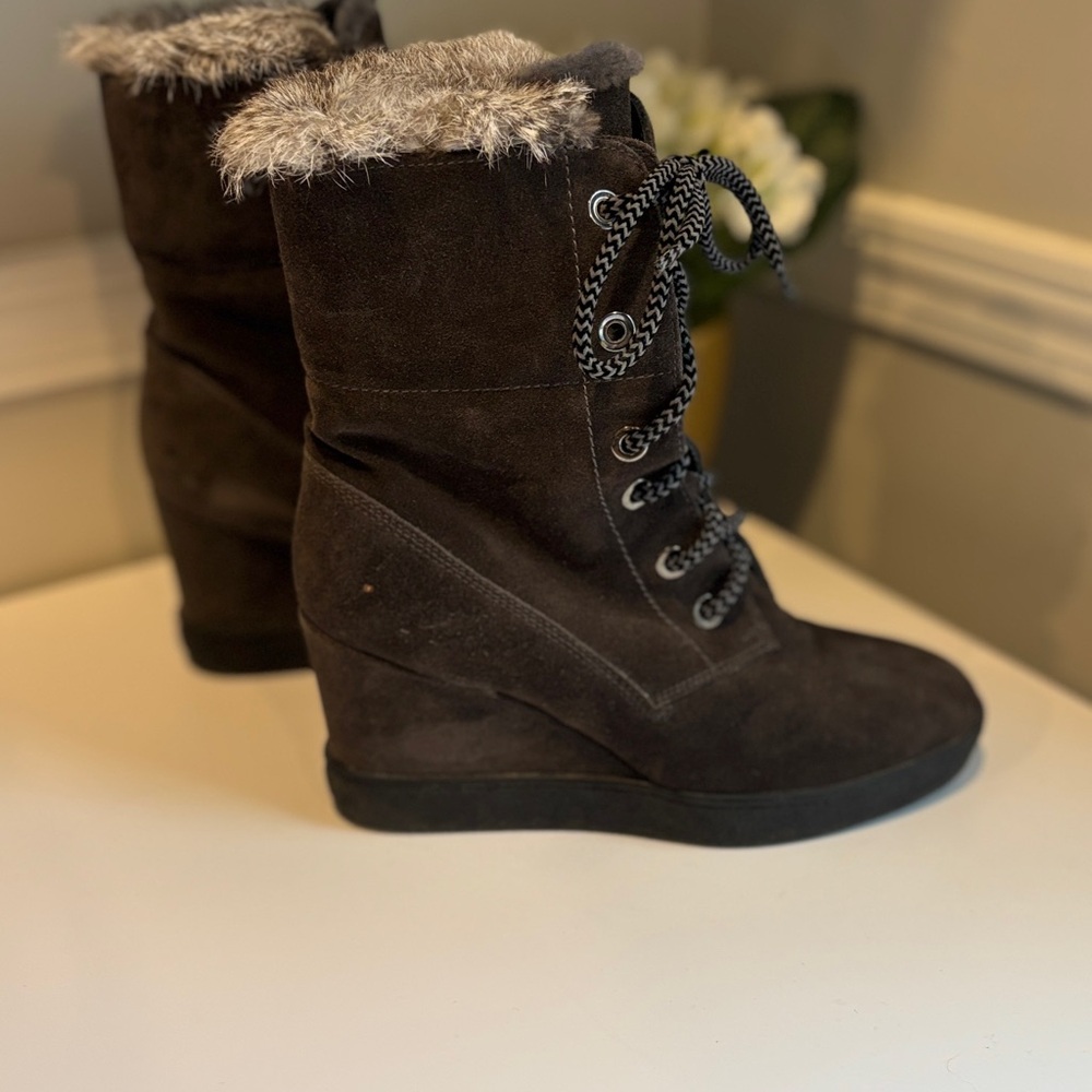 Women's Black Suede Fur-Lined Wedge Boots